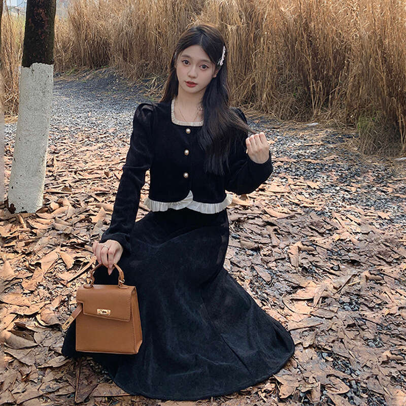 DHEssentials Two-Piece Set Corduroy Fleece-Lined Chanel-Style Ruffled Top Coat High-Waisted Skirt