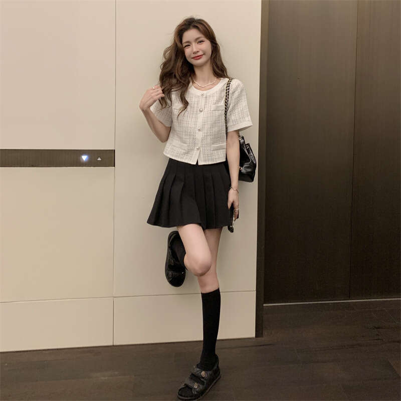 DHEssentials 2025 Summer New Design Sense Niche Chic Plaid Top Women Trendy Little Chanel Style Elegant Black Short Jacket