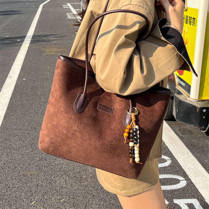 Designer Bag Shoulder Bags Large Capacity Bag Underarm for Women 2025 Winter New Fashion Casual Shoulder Daily Commute Tote Bag