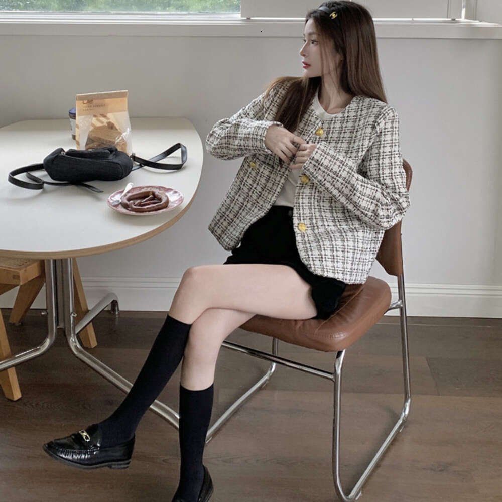 DHEssentials 2024 New Chanel-Inspired Women's Autumn Plaid Loose Socialite Style High-End Fashion Long Sleeve Jacket