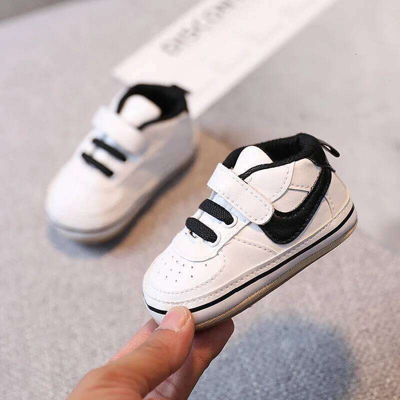 0-18M Fashion Classic Boys Girls' Spring and Autumn Rubber Sole Anti slip Casual Sports Shoes First Walking Shoe