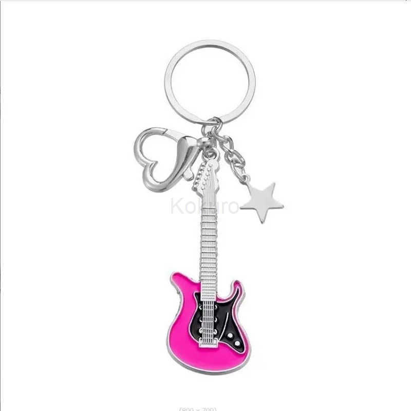 Hot Sale Metal Hiphop Rock Y2K Guitar Keychain With Star Heart Cool Fashion Punk Harajuku Music Keyring Bag Charm Pendant M250912