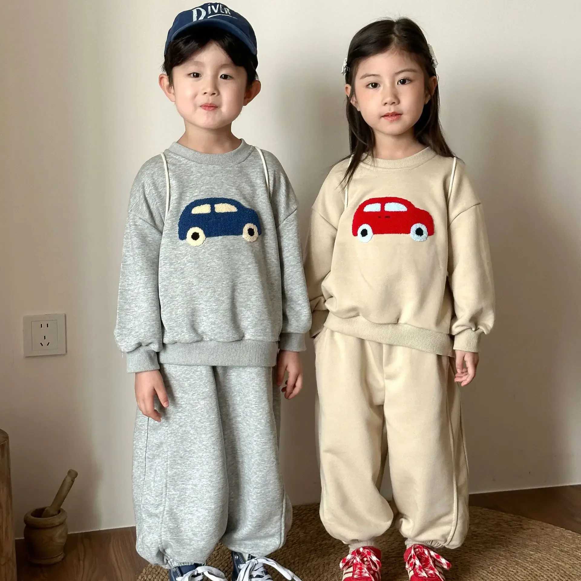 Fall New Kids Tracksuit Cartoon Car Boys Girls Sweatshirt Set Casual Loose Long Sleeve Top Pants Children Clothing Suit 212Y C250912
