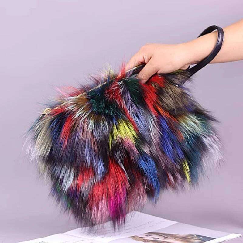 Designer Bags Crossbody Bags For Women Trend Fashion Fluffy Fox Fur Chain Shoulder Bag New In High Grade Elegant Exquisite Handbag Luxury Bag