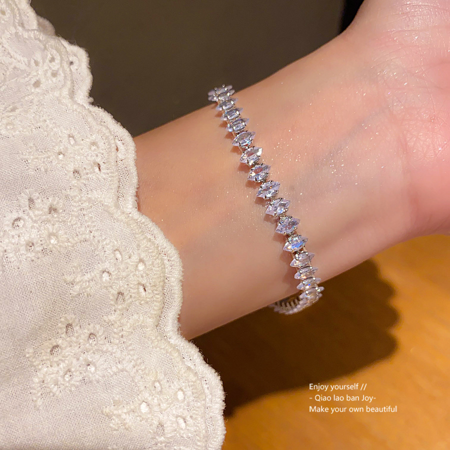 Silver - Toned Bracelet With Marquise - Shaped Crystals Delicate Daily & Sparkling Jewelry Gift For Her Elegant And Dazzling Accessory