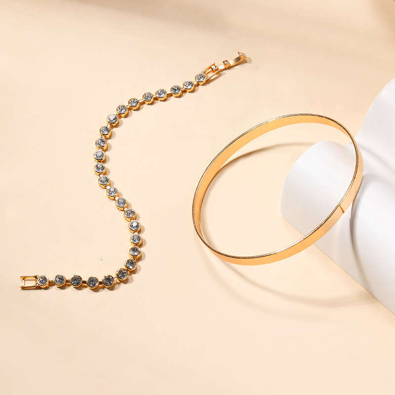 Alloy Fashionable Bracelet for Women Smooth Imitation Gold Jewelry