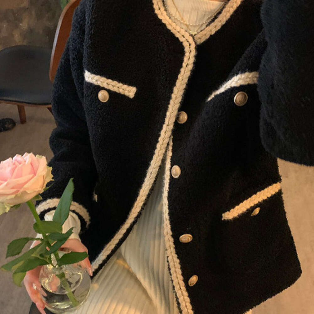 DHEssentials Red Little Chanel Style Lamb Wool Coat Women, Unique Design, Autumn Winter New Thickened and Fleece-Lined Top for Students