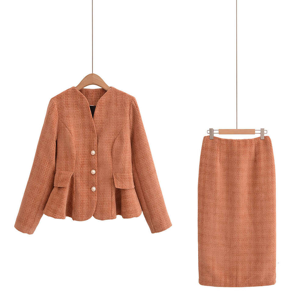 DHEssentials 2025 Autumn New French Style Fashion Waist-Cinching Blazer + Elegant Straight-Leg Skirt