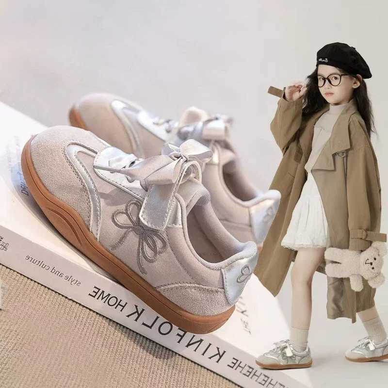 2025 Children Casual Sneakers for Girls Spring New Fashion Korean Style Soft Antislippery Versatile Chic Sweet Bowtie Shoes Y250912
