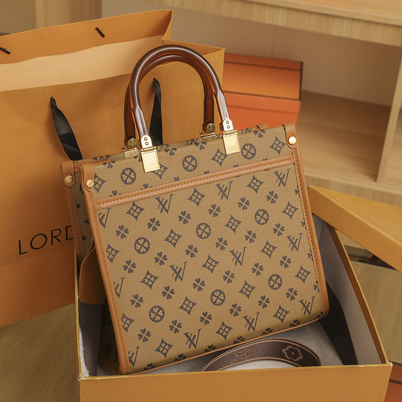 2025 Women's Large Capacity Handbag Fashion Simple Exquisite Luxury Party Handbag Travel Daily Shopping Commuter Multi functional Shoulder Bag