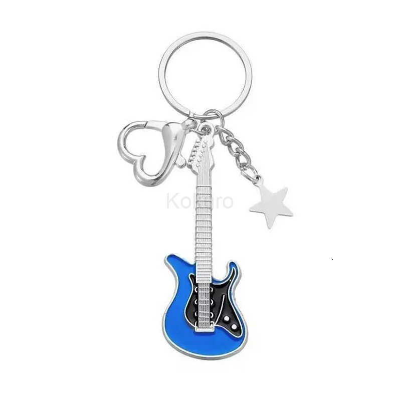 Hot Sale Metal Hiphop Rock Y2K Guitar Keychain With Star Heart Cool Fashion Punk Harajuku Music Keyring Bag Charm Pendant M250912