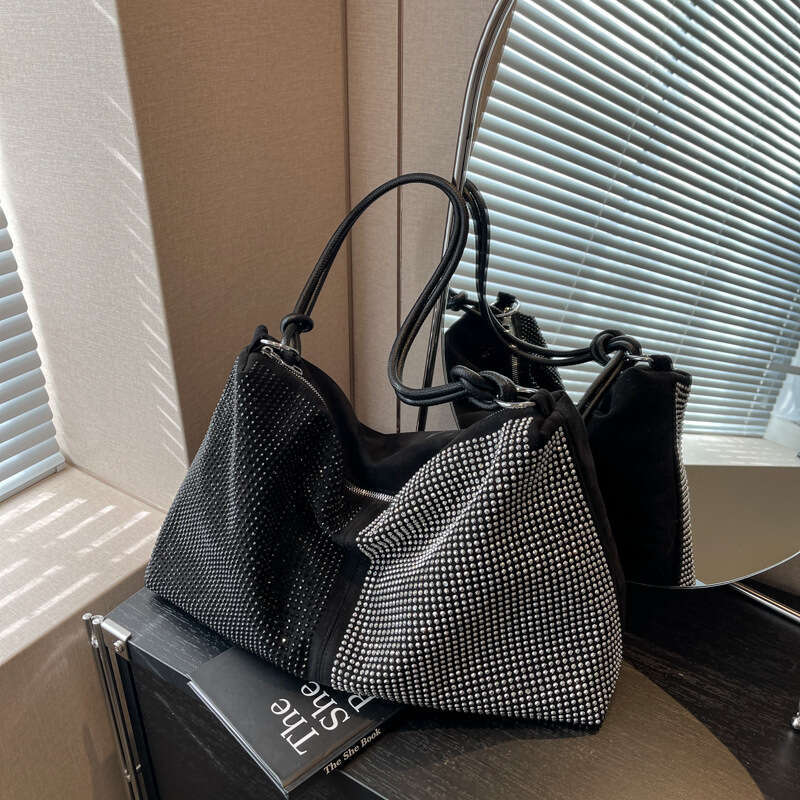 Designer Bags New Women's with Rhinestones Trendy Silver Sparkling Diamonds Large Capacity Shoulder Handbag Underarm King Bag for Women