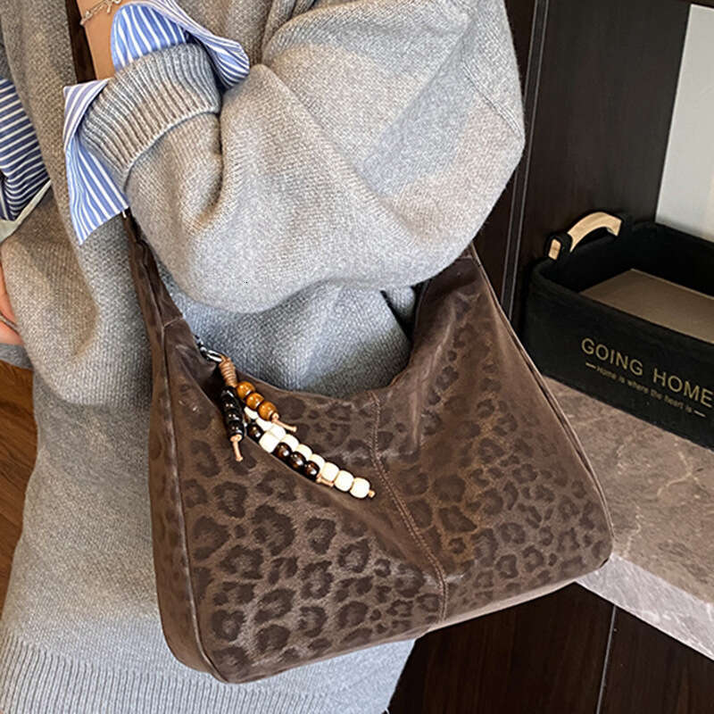 Large Capacity Crossbody for Women 2025 Designer Bags New Model College Student Class Academy Style Casual Commuter Handbag Tote Bag