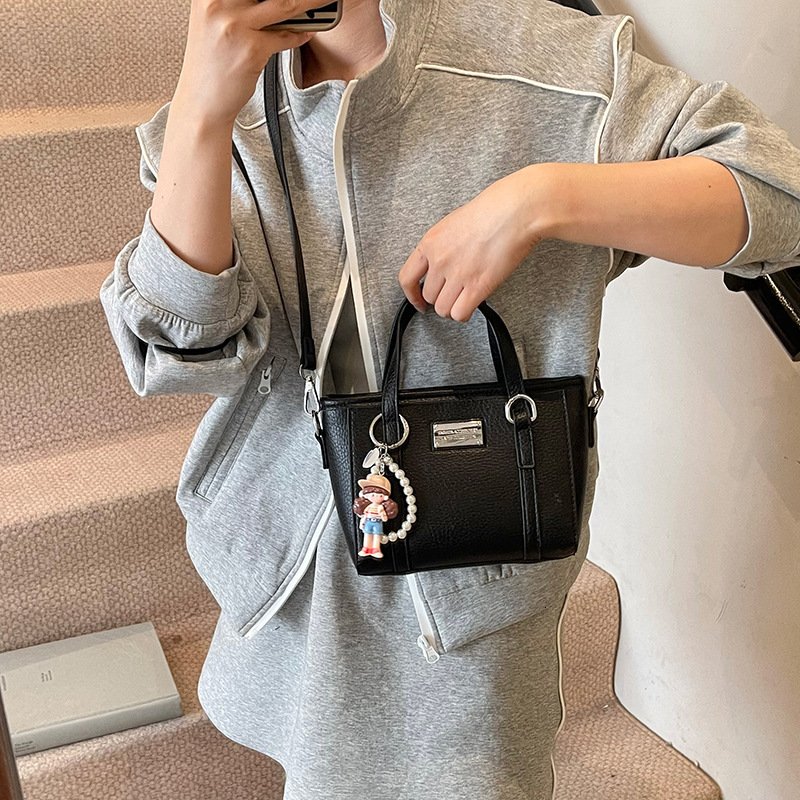 High End Small Bag For Women Luxury Bag New Fashion Versatile Crossbody Bag Spring Summer Trendy Designer Free Shipping Bag Casual Handbag Bucket Bag