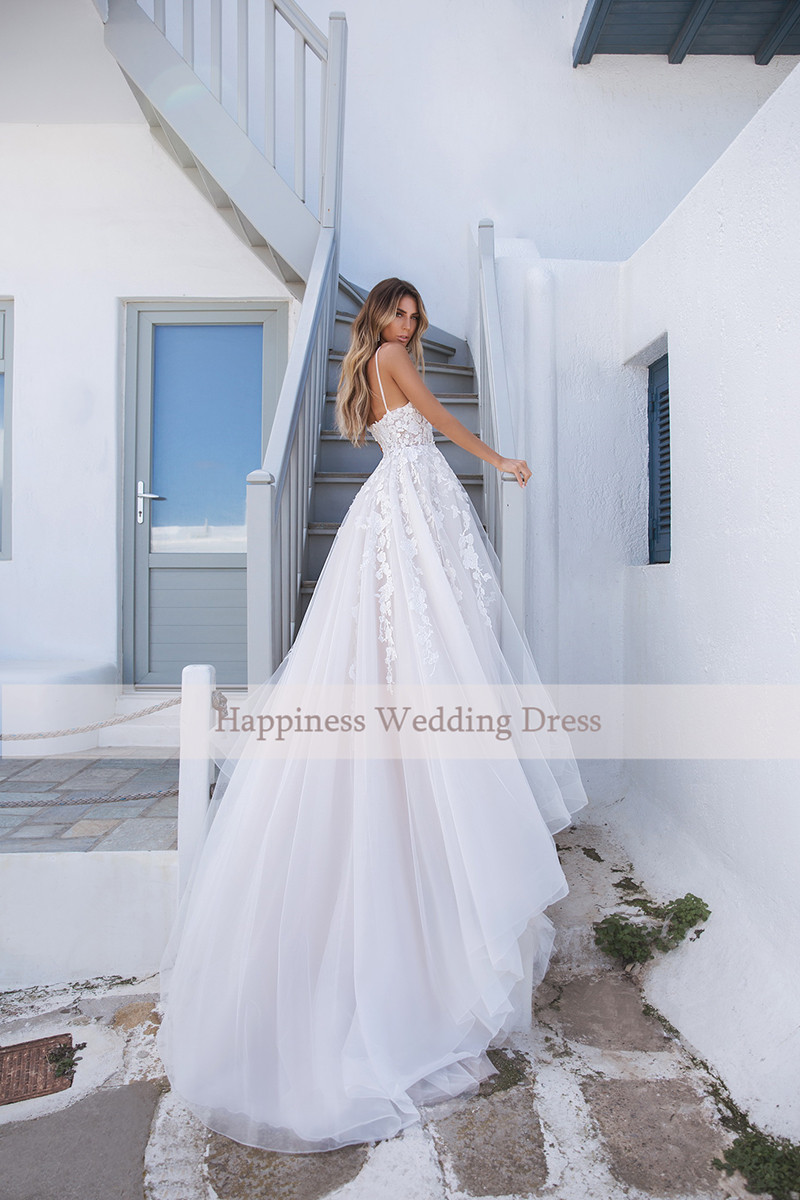 Customized Elegant A-line White 3D flower Wedding Dresses with Appliques Spaghetti Strap Bridal Gowns Boho vestido de casamento