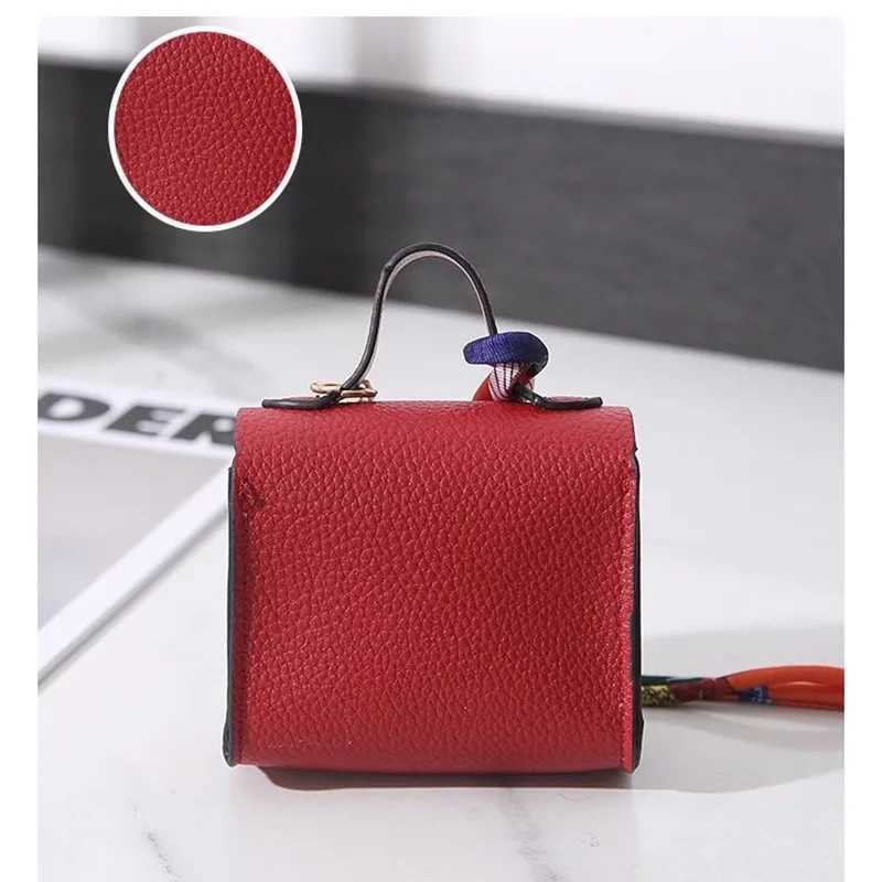 Elegant Accessories: Portable Travel Case for Apple AirPods + Additional Storage Space Designer