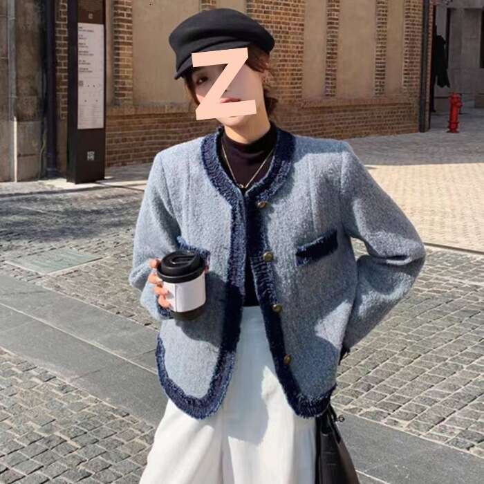 DHEssentials French Style Chanel-Inspired Coat with Fleece Lining, Thickened Blue Winter Jacket, Elegant and Warm High-End Feel Women's Top