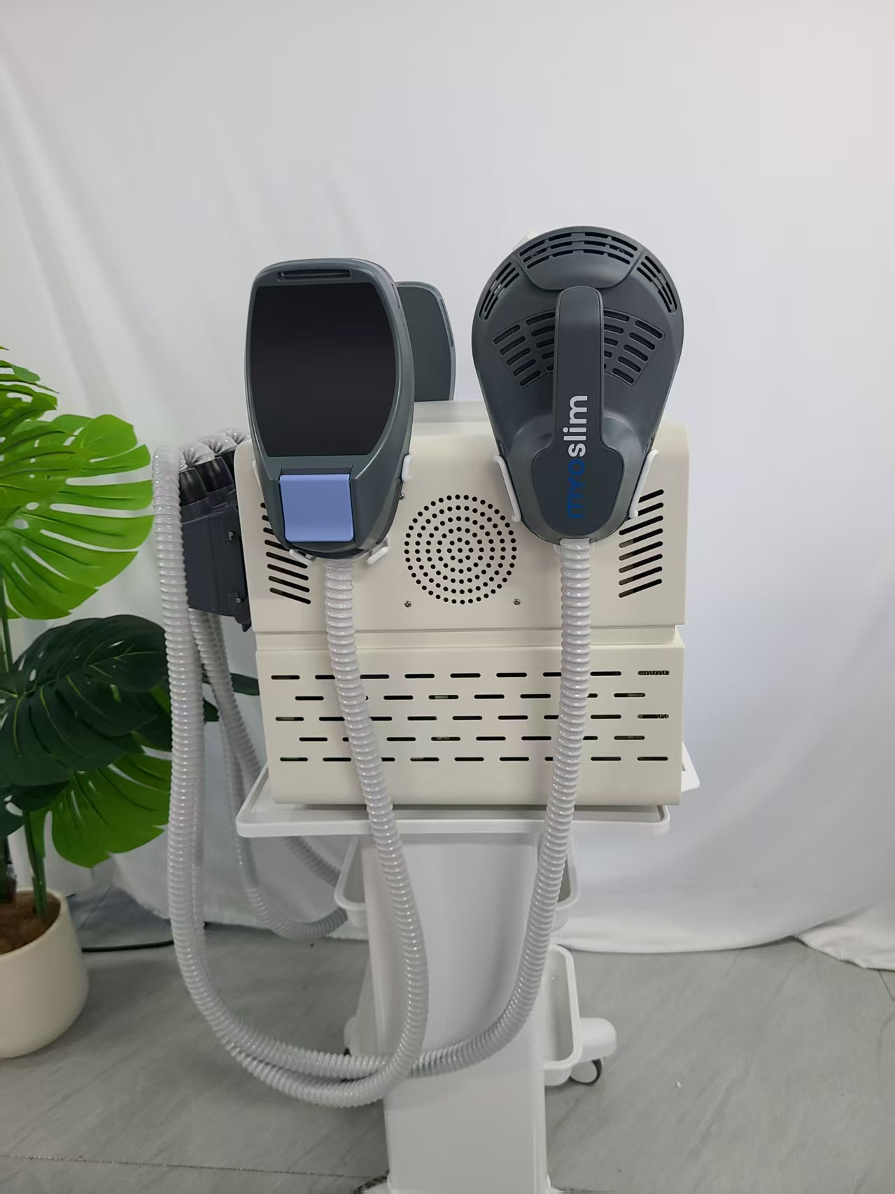 EMS Body Sculpting Machine Fat Burning Muscle Building Device MYOSlim 15Tesla 6500W Body Contouring For Salon Use Weight Loss and Skin Tightening Equi