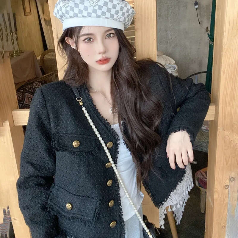 DHEssentials 2024 High-End Chanel-Style Women's Jacket Autumn New Short Loose V-Neck Tassel Black Long Sleeve Top