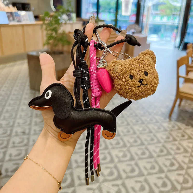 Vintage Braided Rope Keychain Pendant Maillard Color Cute Sausage Dog Bag Accessory HighGrade Creative New Design M250912