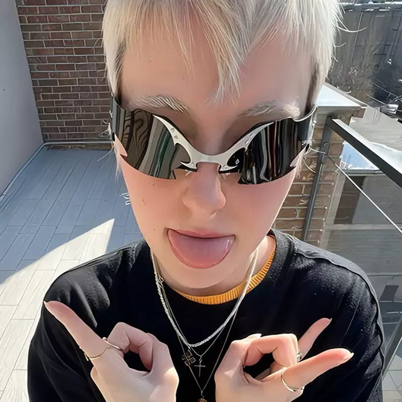 Futuristic Frameless Party Sunglasses Unisex Cyber Punk Nightclub Glasses UV Protection Hip Hop Dance Shield Techwear Accessories