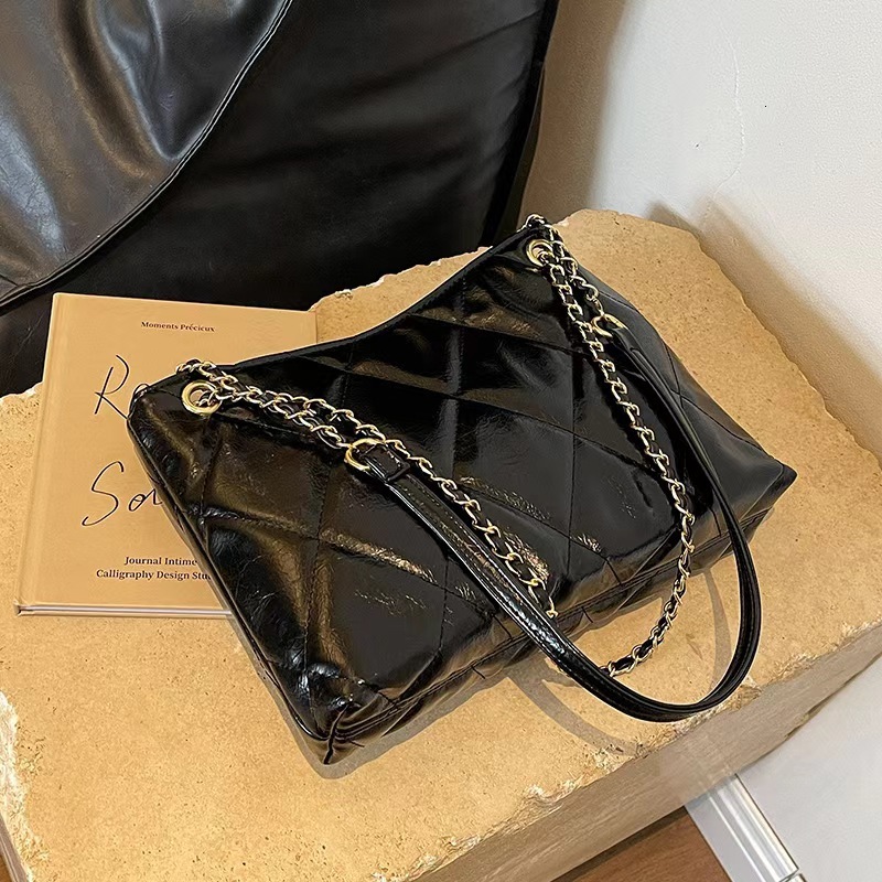 TB BHULAMTE Designer Women's Bag 2025 New Multi Functional Fashion Quilted Embroidery Design Solid Color Chain Commuter Crossbody Bag Single Shou