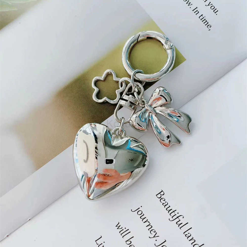 Y2K Silver Color Puffy Heart Bowknot Charms Keyring for Women Backpacks Handbag Pendant Charms Decoration Punk Car Keychain M250912