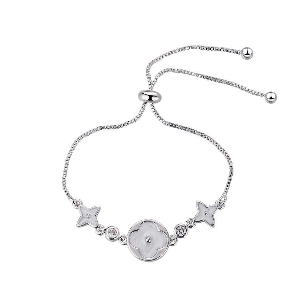 Charm Bracelet Designer for women Luxury Bracelets jewelry Copper plated with 18K gold High quality fashion charms hand Chain Holiday and vacation gif