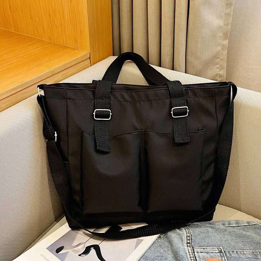 Waterproof nylon large capacity, lightweight, multi-functional women's one-shoulder crossbody bag, student class tutor