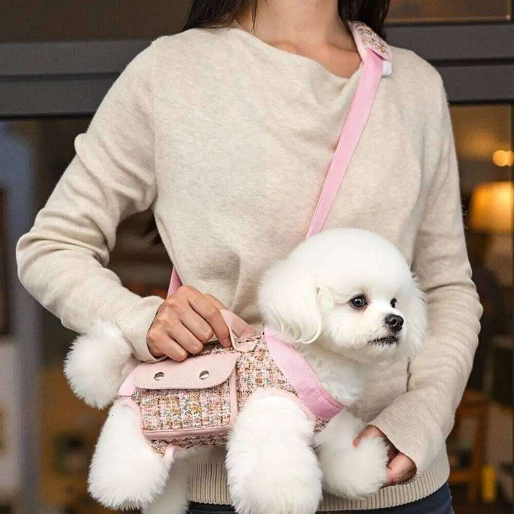 Stylish Dog Horizontal with Leash Handle Elegant Pet Traction Backpack Breathable Edge-wrapped Cat Carrier Bag