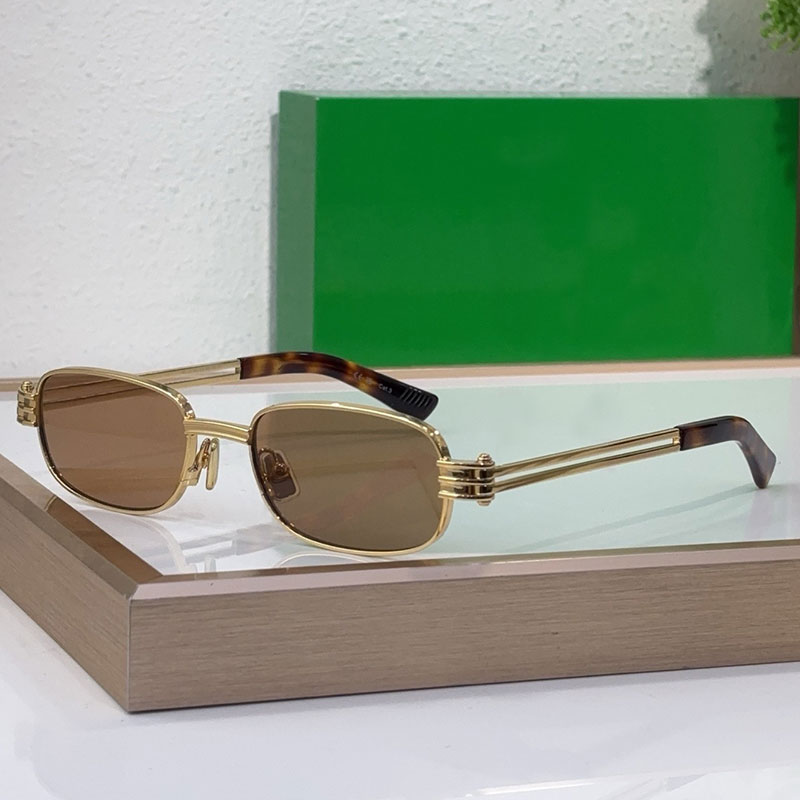 Fashion rectangular sunglasses 1381S retro style metal frame glasses designer Womens sunglasses outdoor UV400 protective belt original box