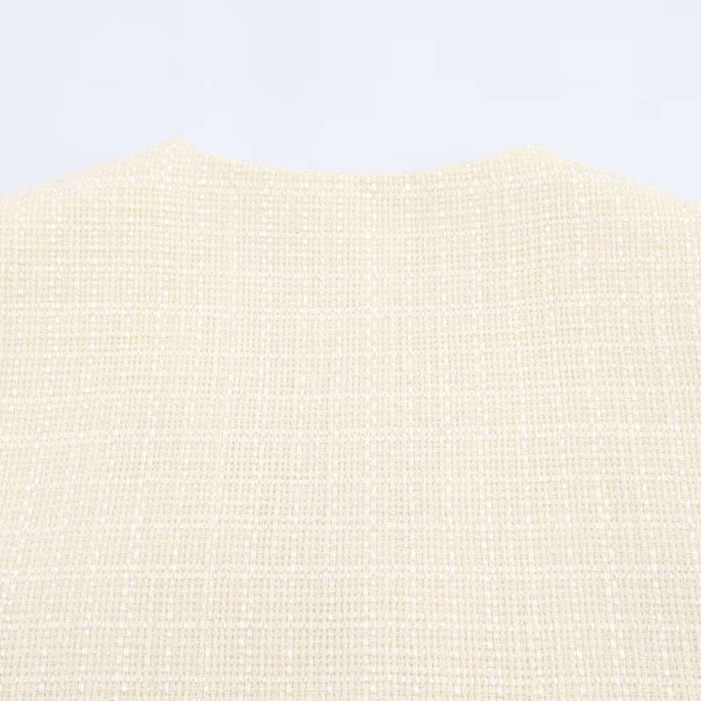 DHEssentials 2025 Autumn New Women's Fashion Simple Style Unique Buckle Decor Small Fragrance V-neck Top Apricot Color