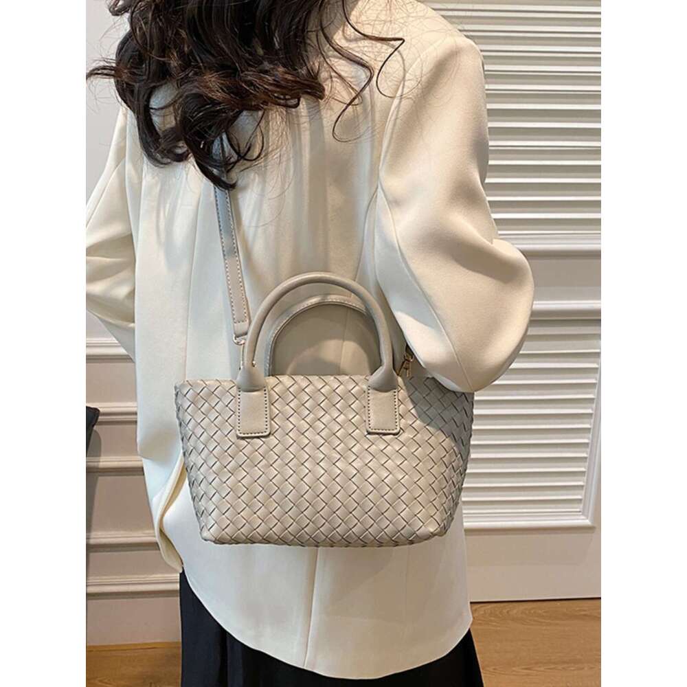 Designer Bag Tote Bag Shoulder Bag Niche Design Woven Summer New Women S Fashion Versatile Crossbody Handheld Bucket Bag
