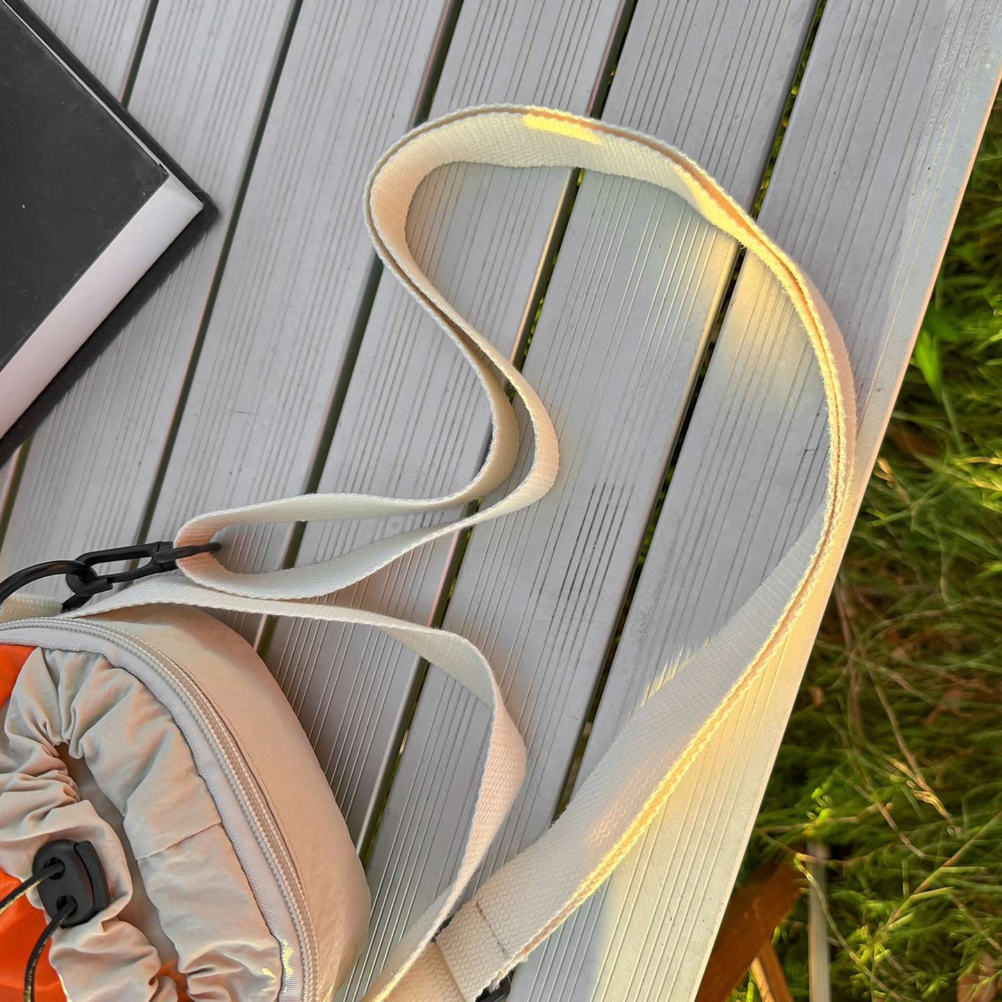 Autumn women's large capacity handbag, fashionable, high-end, simple, exquisite, luxurious party handbag, travel, daily shopping, commuting multi