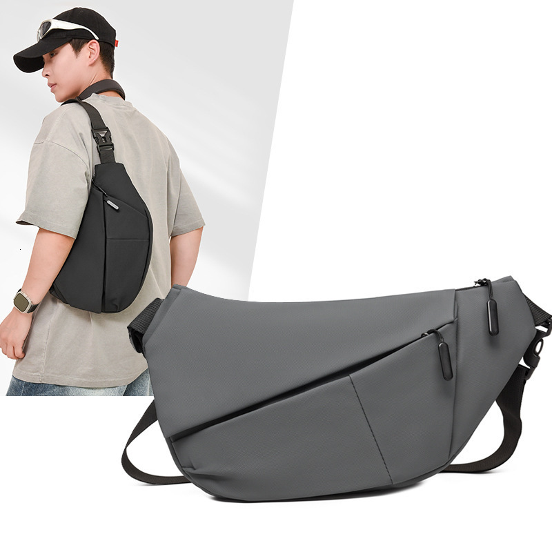 New Water Resistant Chest Bag Designer Bag For Men Suitable For Commuting Casual Sports Luxury Bag Large Free Shipping Capacity Chest Bag Single Shoul