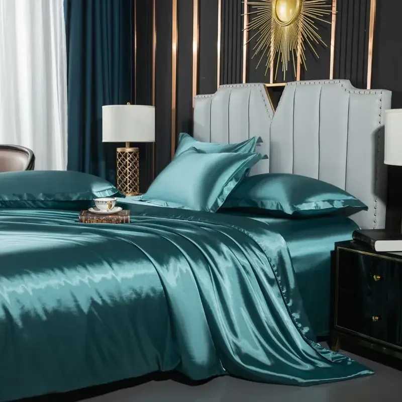 Nordic Silk Bedding Set with Duvet Cover Bed Sheet Pillowcase Luxury Couple Single Double Summer 12 People Solid Bedsheet C250912