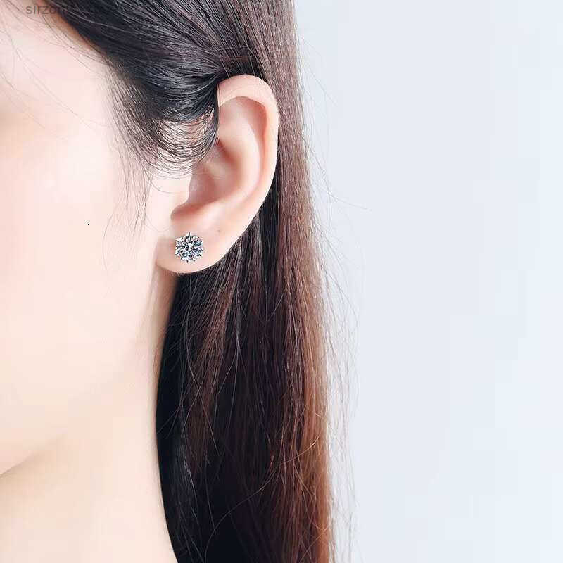 Hypoallergenic Diamond Stud Earrings 925 Silver Earrings with Diamonds Snowflake Moissanite Studs Perfect Cut Earrings for Women and Men Z250911