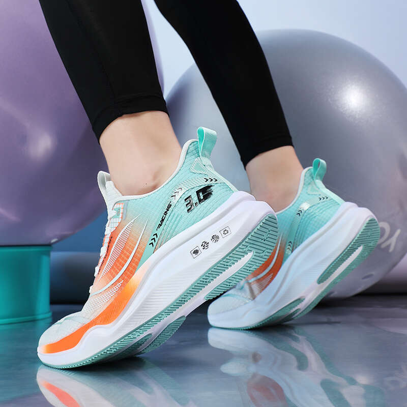 2026 Flying Woven Men's Fashion Soft Sole Casual Outdoor Sports Running Shoes - view 9