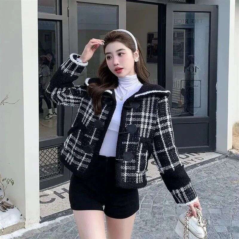 DHEssentials French Style Small Fragrance Coat for Women, Exquisite and High-end Feel, Spring, Autumn, Winter Short Black Plaid Navy Collar Top