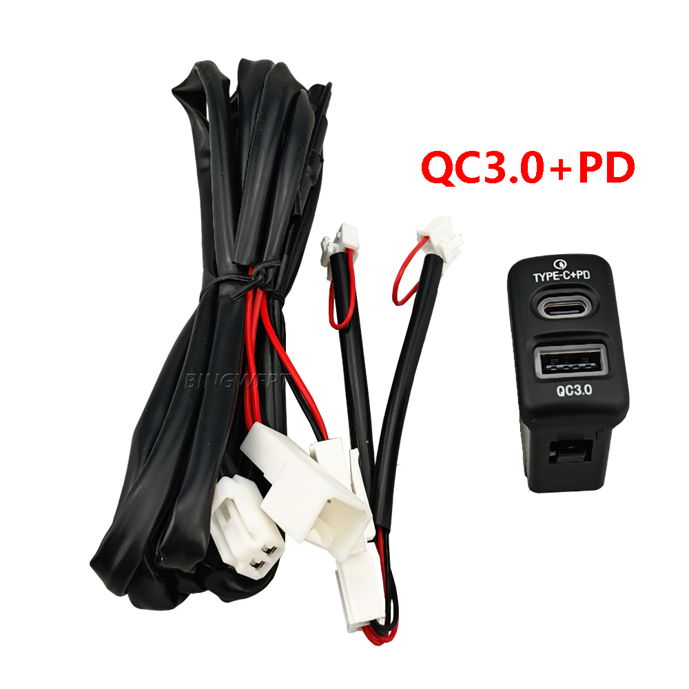 For Toyota Old Style 2QC3.0&QC3.0-PD Car Charger And Mobile Phone Charging Adapter