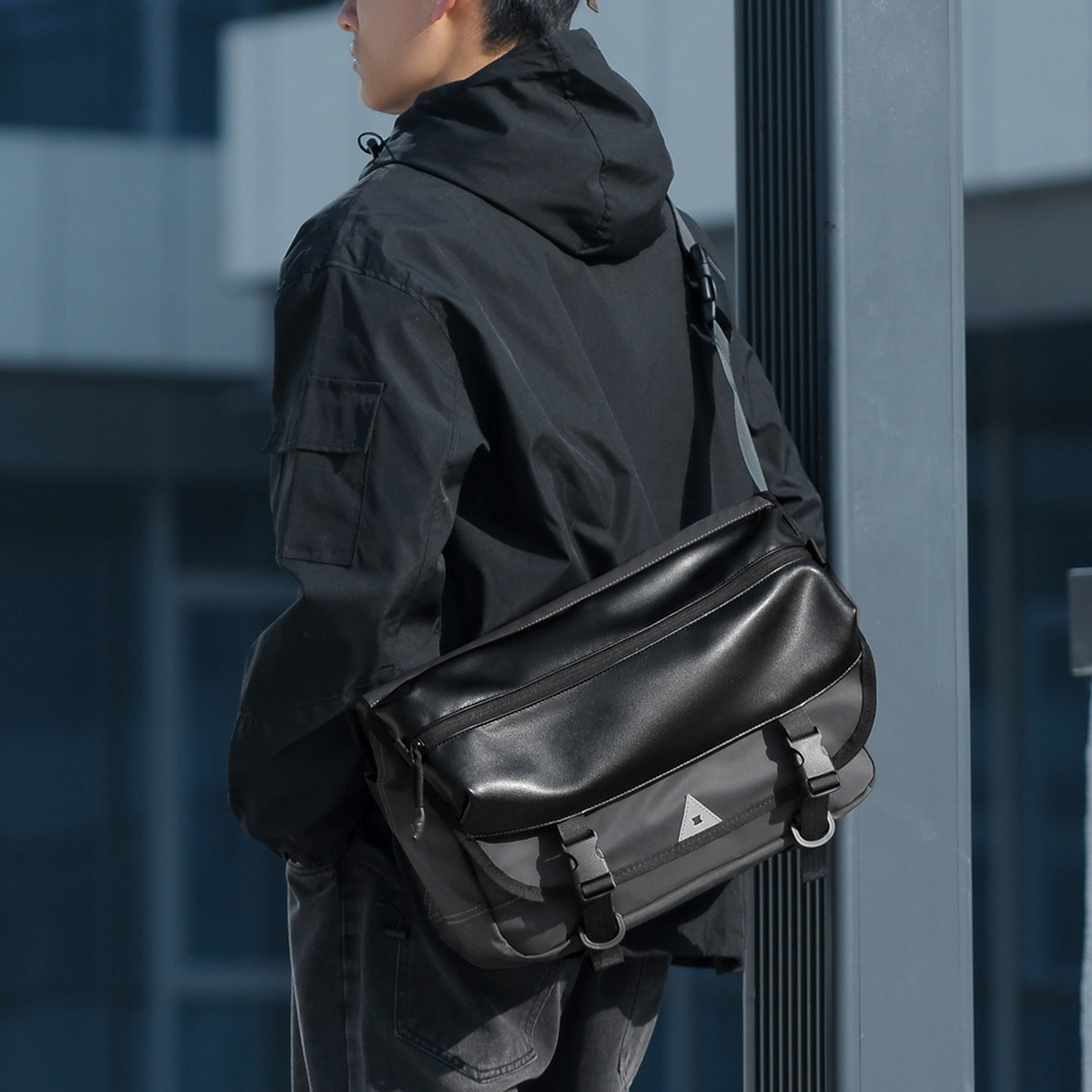 New Crossbody Bag Sling Bag Functional Trendy Luxury Bag Free Shipping Brand Workwear Single Shoulder Casual Designer Bag Large Capacity Messenger Tre