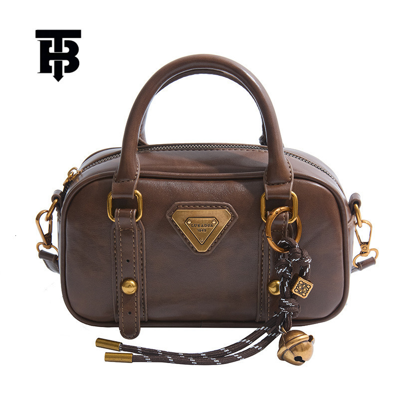 BHULAMTE Fashion Women's Shoulder Free Shipping Designer Red New Metal Sequin Hand-held Small Square Student Versatile Casual Crossbody Bag XJ260