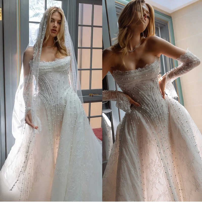 Gorgeous Mermaid Wedding Dresses Strapless Sleeveless Pearls Bride Dress Elegant Lace Sweep Train Bridal Dress Customized