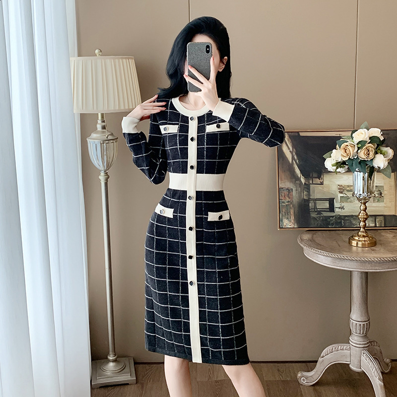 Socialite Elegant Knitted Dress for Women Autumn New Highend Fashion Vneck Slim Sweater Dress