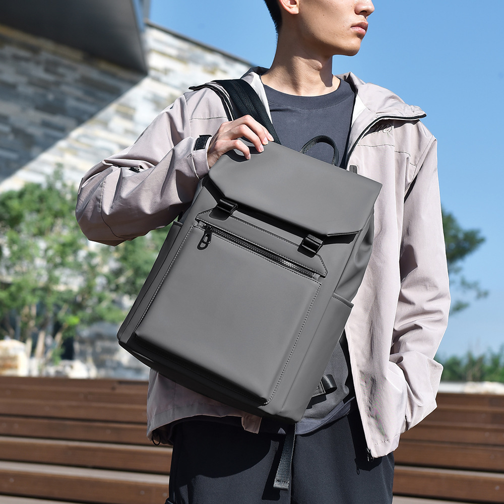 Backpack Designer Bag Simple Luxury Bag Wear Resistant Waterproof Free Shipping Large Capacity Spine Protection Backpack Factory Direct Sale Unisex Ba