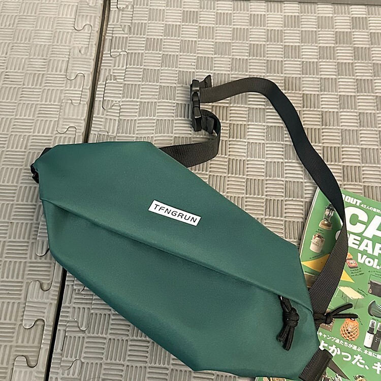 Foreign Trade Style Luxury Bag Personality Chest Bag Couple Street Trend Designer Bag Simple Cycling Crossbody Bag Outdoor Sports Free Shipping Phone 