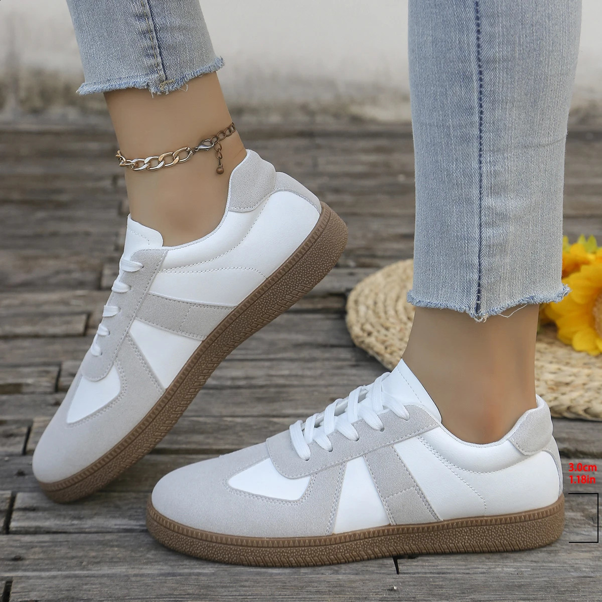 Fashionable Womens Shoes Comfortable Sports Shoes Spring and Autumn Large Size Casual Flat White Shoes for Women 250923