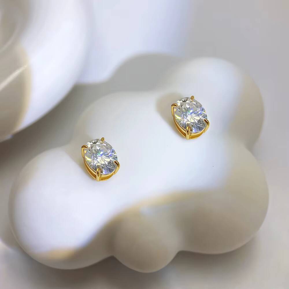 Classic 925 Sterling Silver 6*8mm Oval Cut VVVS Moissanite Stud Earrings for Men and Women Daily Wear Jewelry