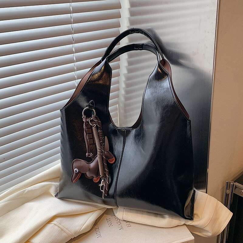2025 New Commuter Underarm for Women, Large Capacity Simple Designer Bags Shoulder Tote Bag