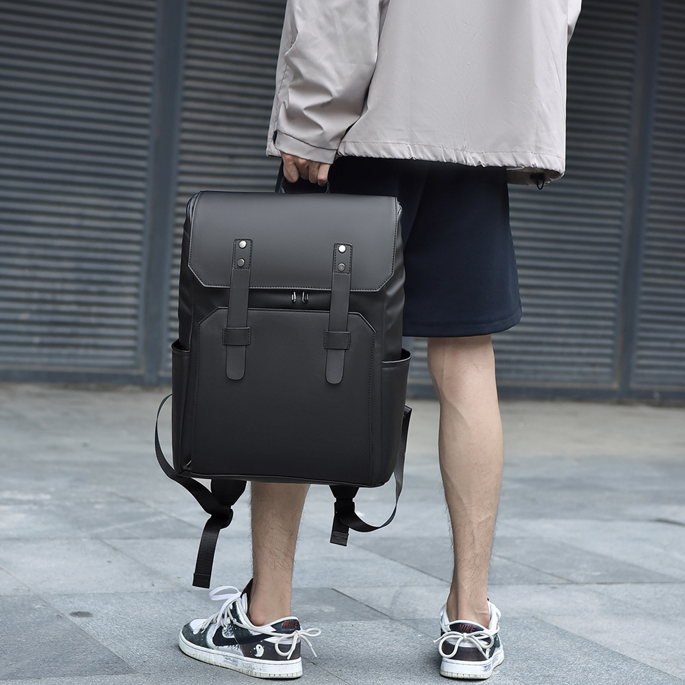 Luxury Bag Backpack For Men Free Shipping Large Capacity Designer Bag Flip Cover Casual Travel Backpack Fashionable Business Laptop Backpack For Colle